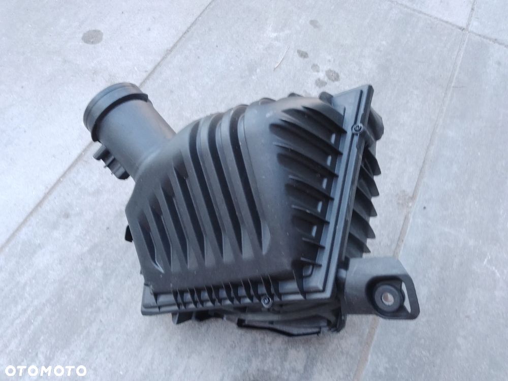 OBUDOWA FILTRA BMW F45 F48 F39 F40 8513916 - 2