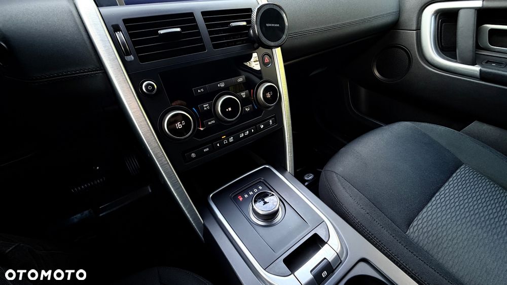 Land Rover Discovery Sport 2.0 SD4 SE - 29