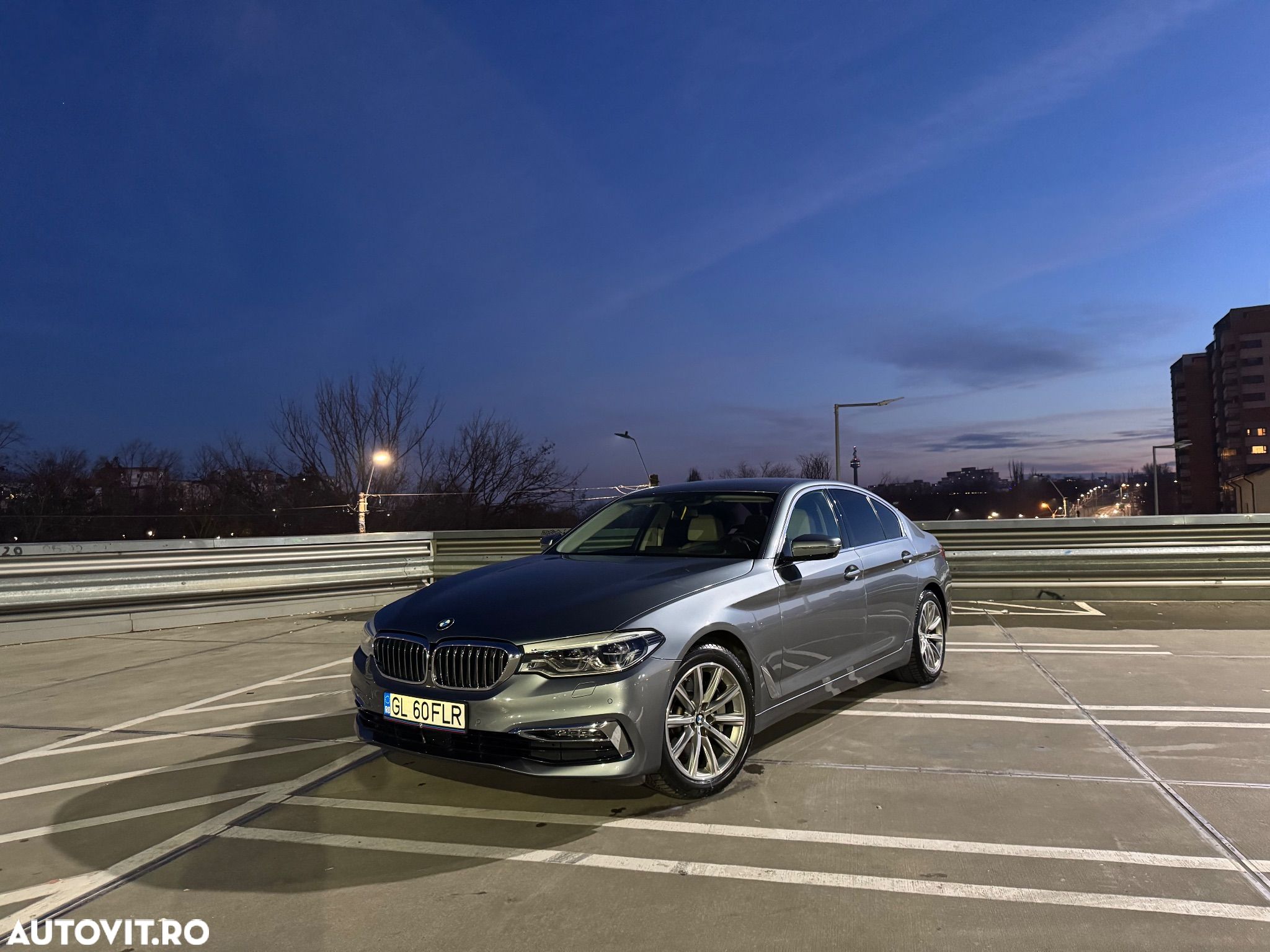 BMW Seria 5 530i xDrive AT - 1