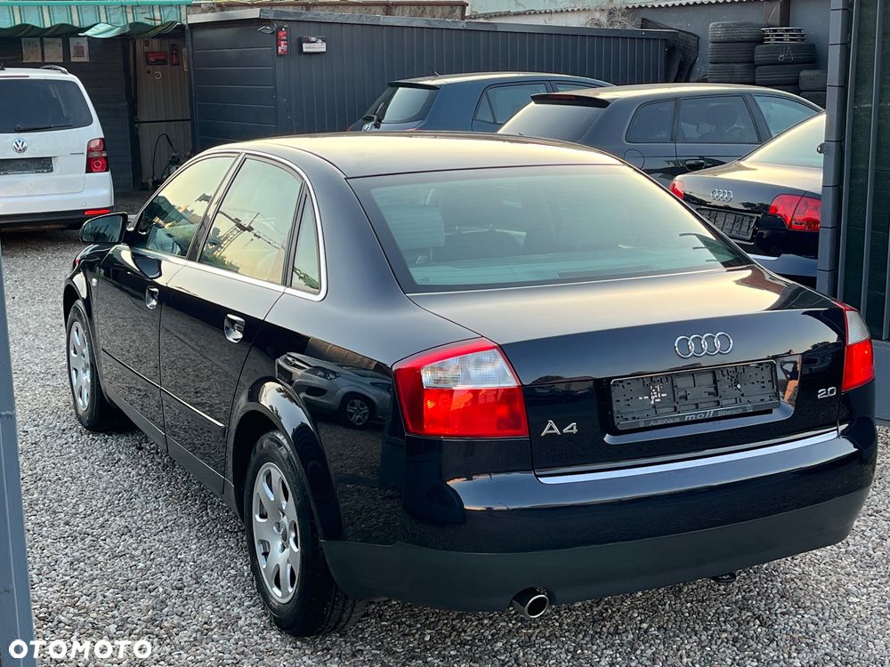 Audi A4 Limousine - 9