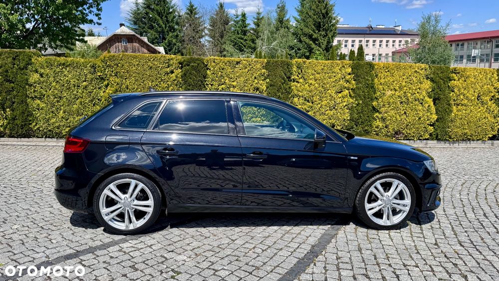 Audi A3 Sportback 1.6 TDI DPF S tronic S line Sportpaket - 7