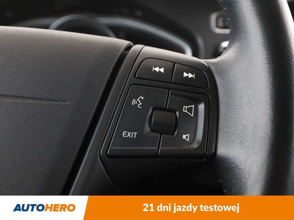 Volvo V40 D2 Kinetic - 26