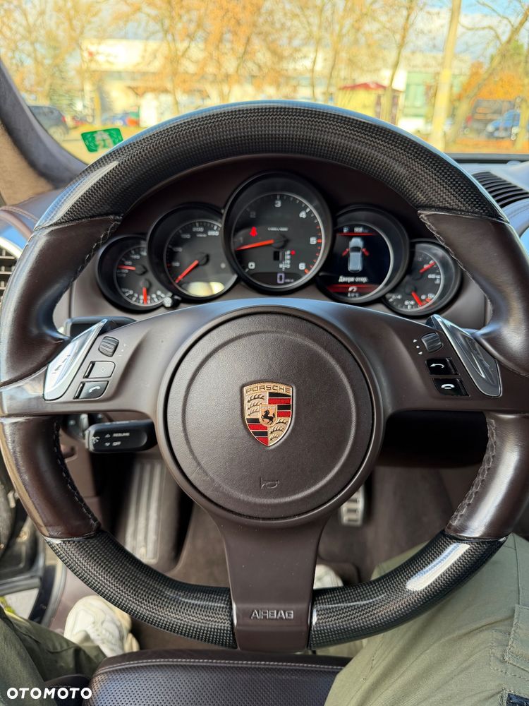 Porsche Cayenne - 20