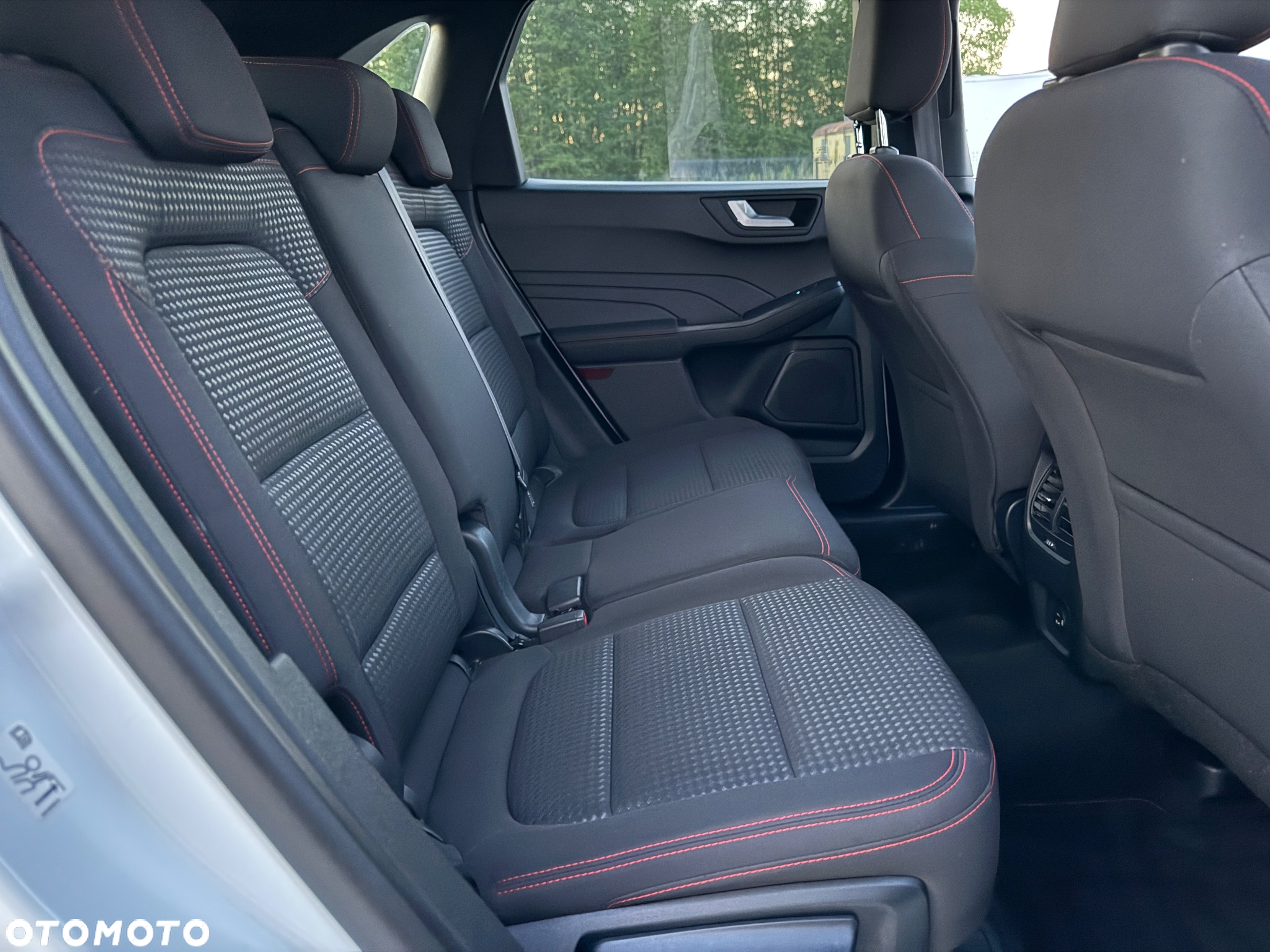 Ford Kuga 2.0 EcoBlue 4x4 ST-LINE - 16