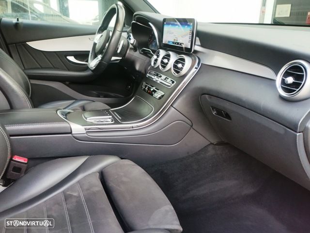 Mercedes-Benz GLC 300 de 4Matic 9G-TRONIC AMG Line - 12