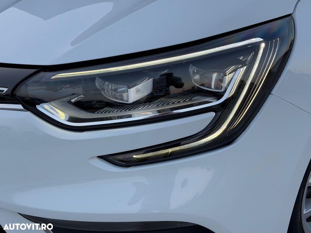 Renault Megane - 13