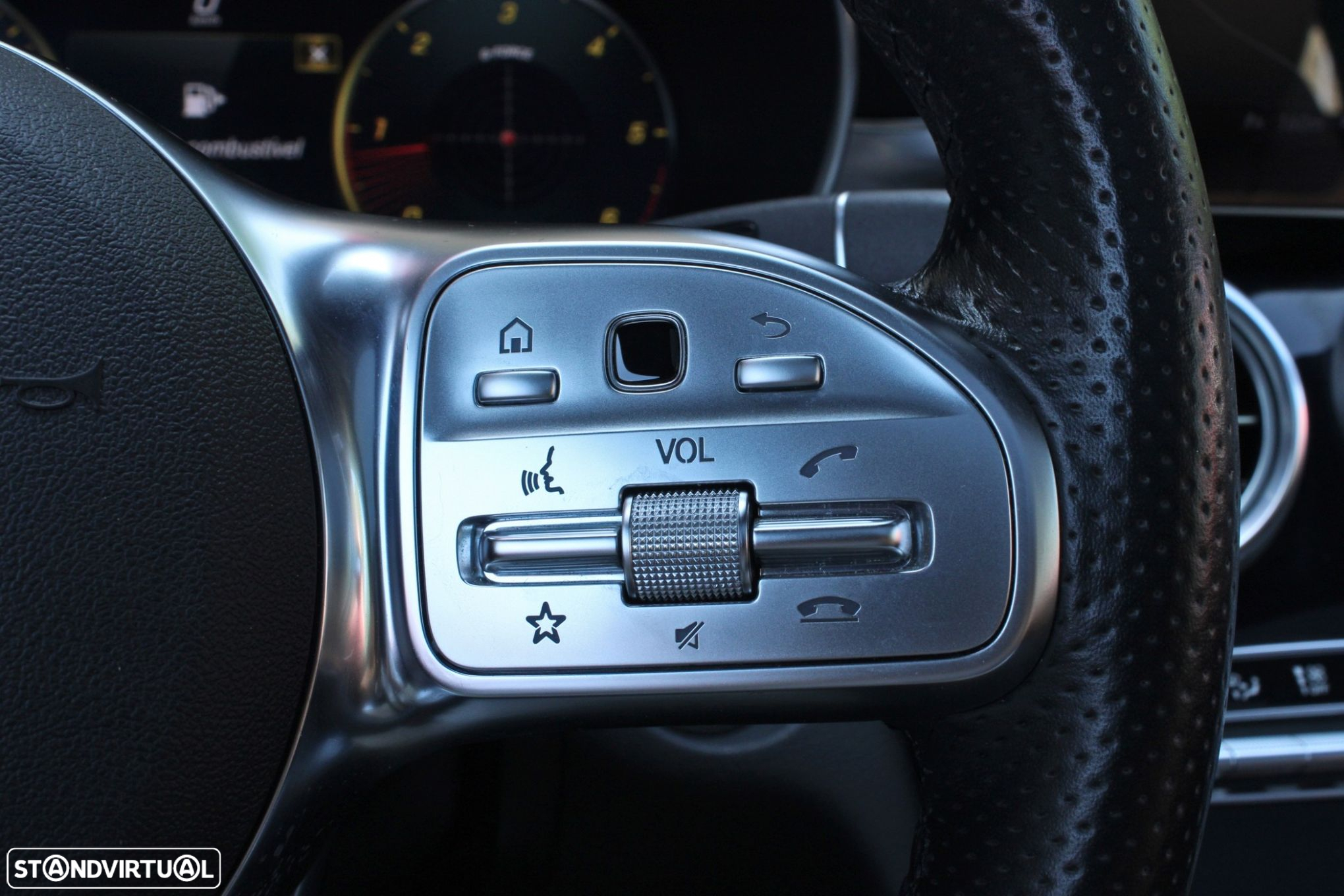 Mercedes-Benz C 300 d AMG Line - 9
