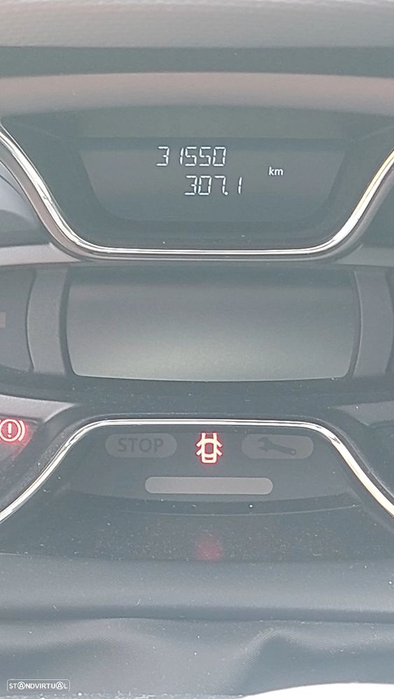 Renault Captur 0.9 TCE - 12