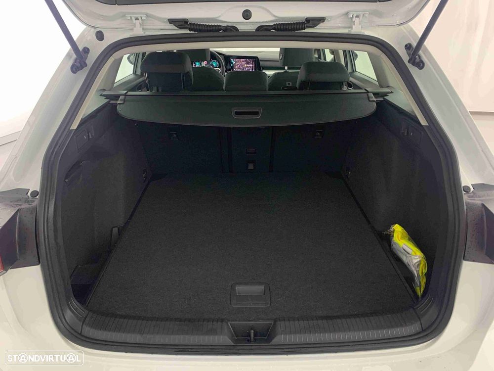 VW Golf 2.0 TDI Life DSG - 8