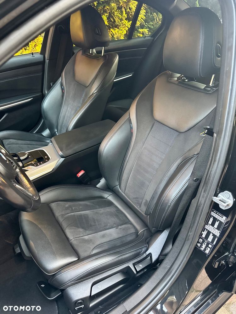 BMW Seria 3 320d xDrive mHEV M Sport - 25