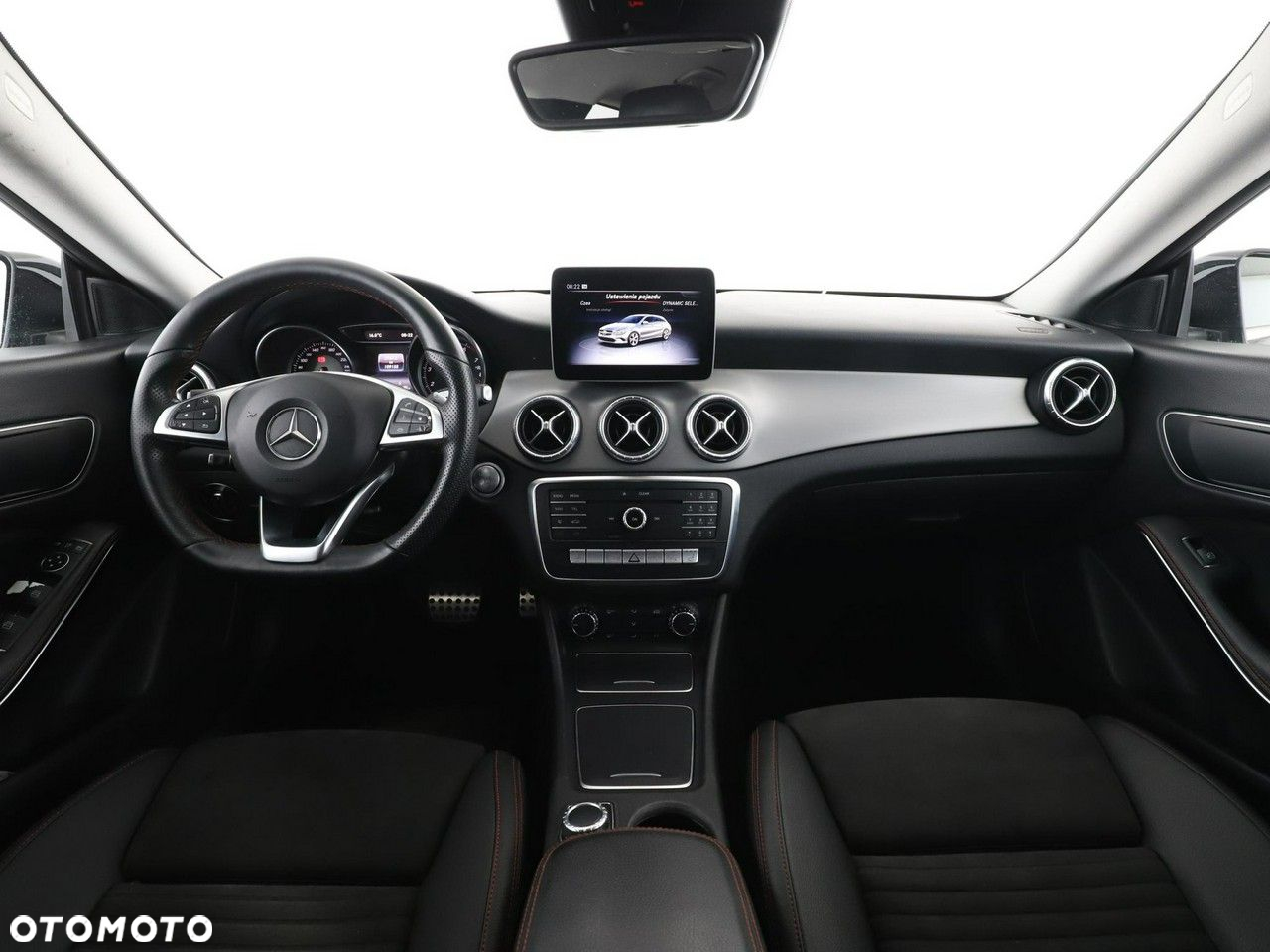 Mercedes-Benz CLA Shooting Brake 180 7G-DCT AMG Line - 15