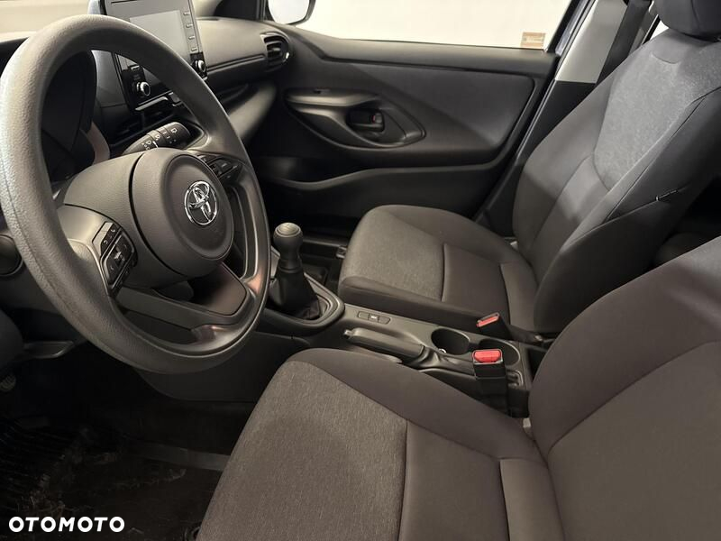 Toyota Yaris 1.0 Active - 11