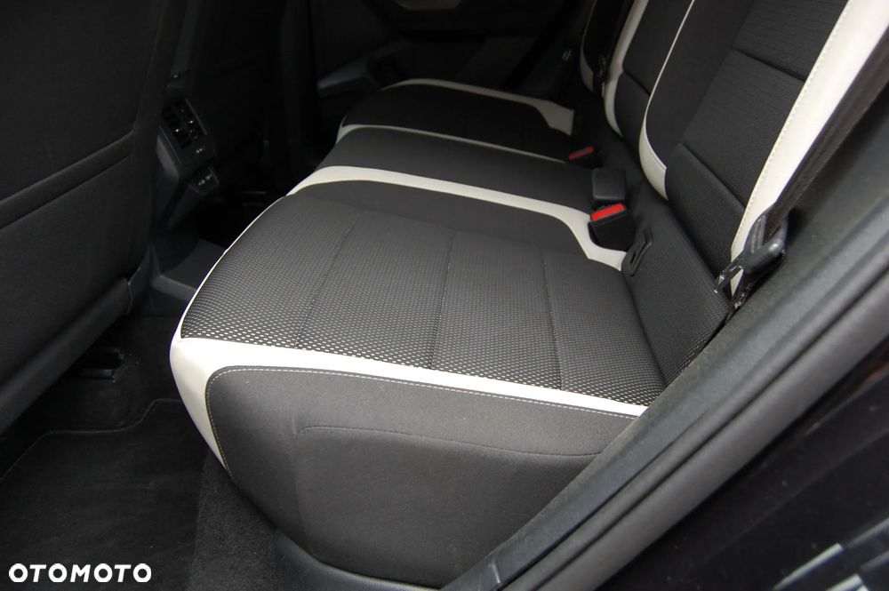 Volkswagen T-Roc - 26