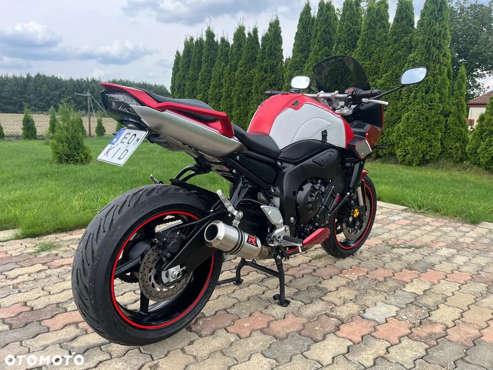 Yamaha FZS - 7