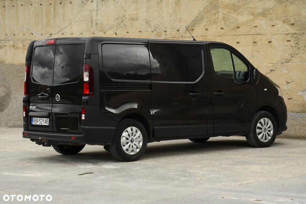 Nissan NV300 - 5