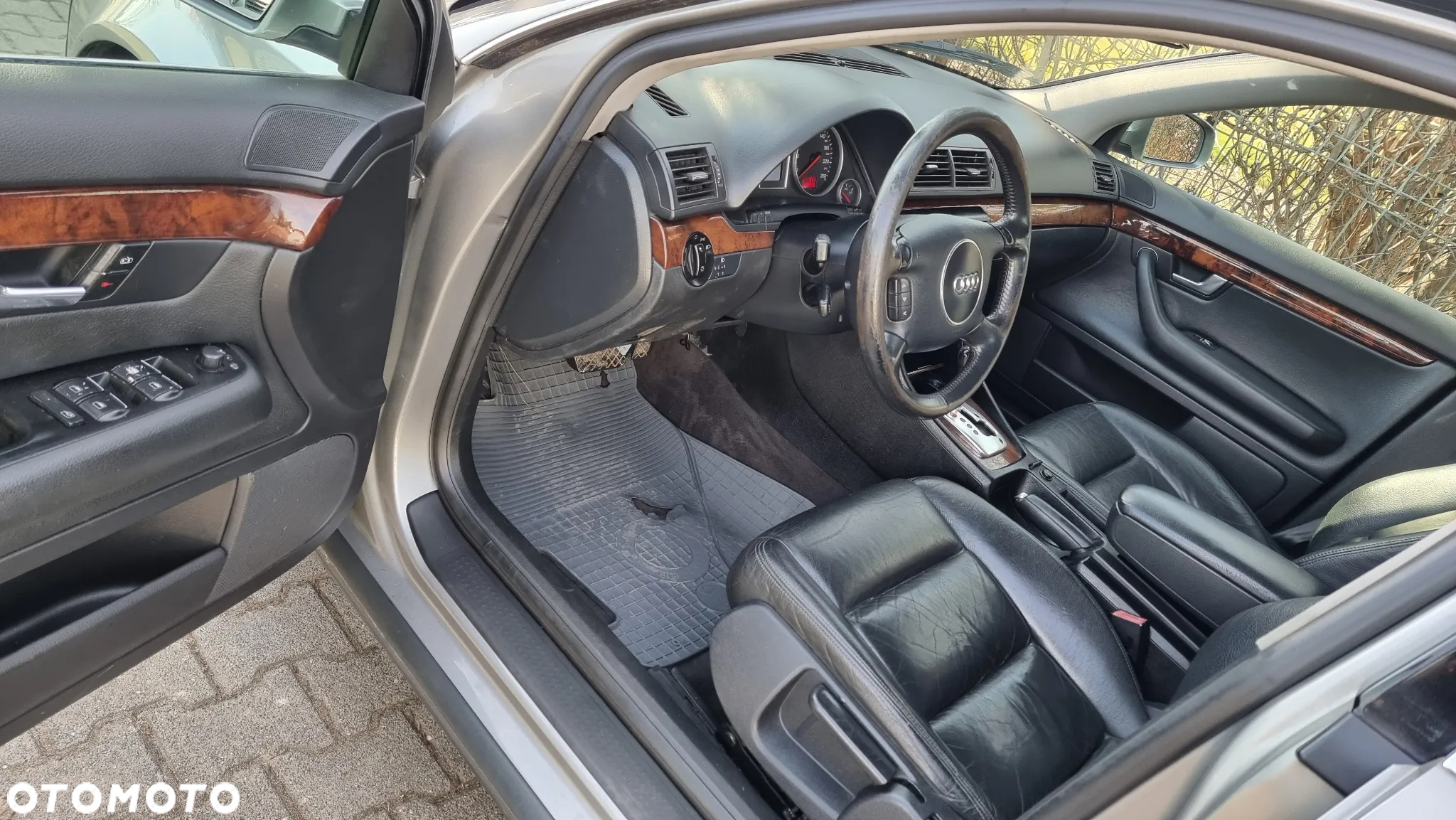 Audi A4 2.4 Multitronic - 9