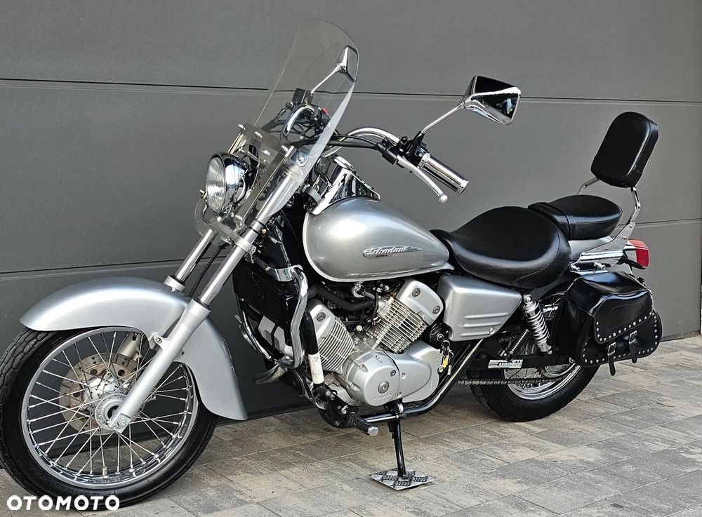 Honda Shadow - 4