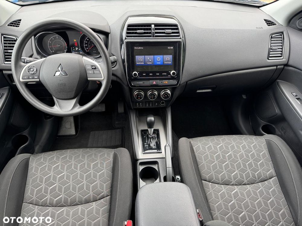 Mitsubishi ASX - 12