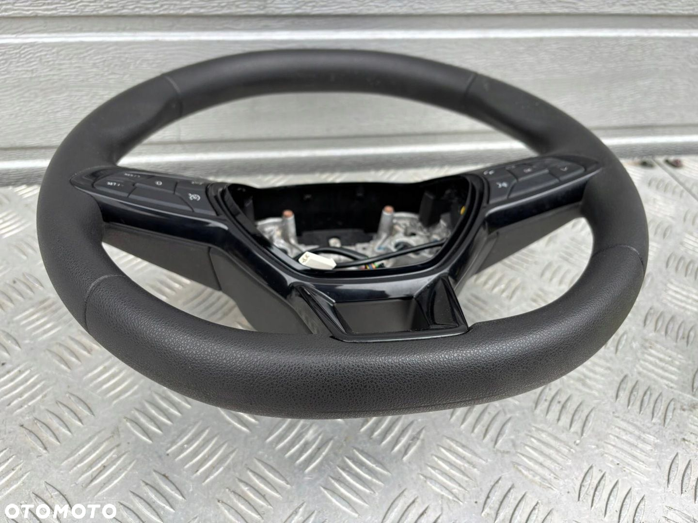 RENAULT TRAFIC IV KIEROWNICA MULTIFUNKCJA 2022R. - 5