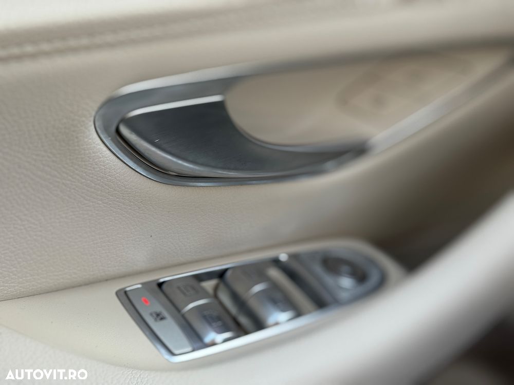 Mercedes-Benz E 220 d 9G-TRONIC AMG Line - 28