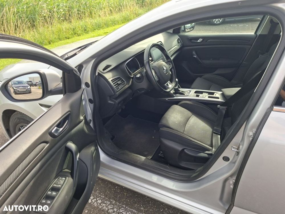 Renault Megane - 11