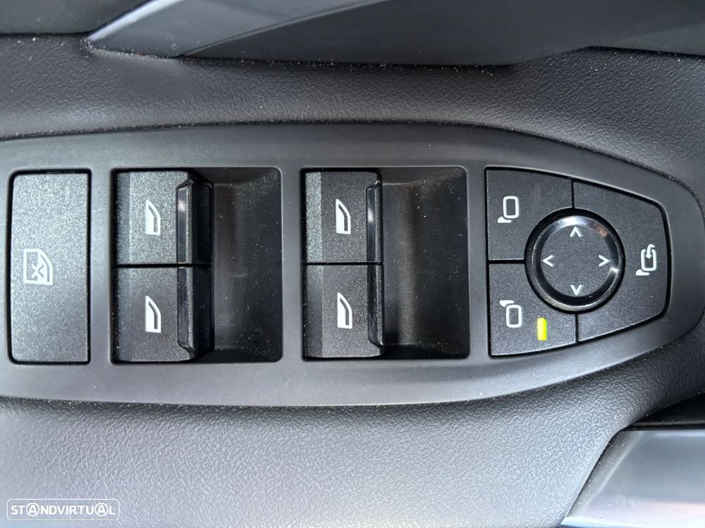 BMW iX1 eDrive20 Pack Desportivo M Pro - 14