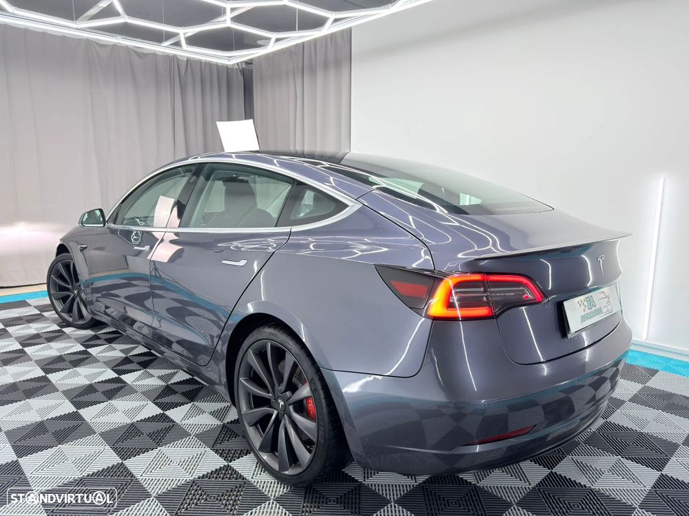 Tesla Model 3 Long Range AWD Dual Motor Performance - 5