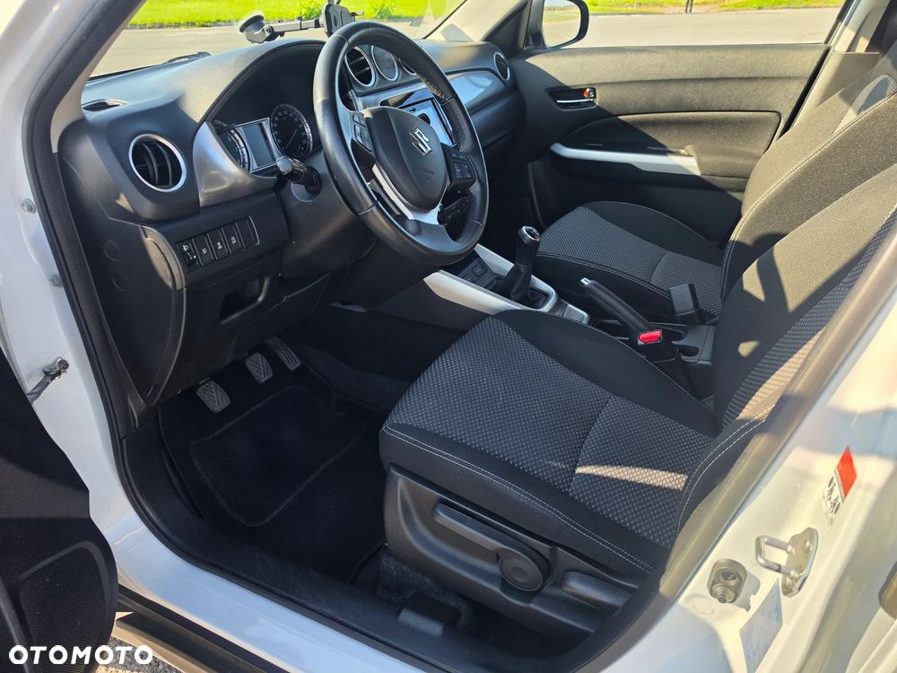 Suzuki Vitara - 15