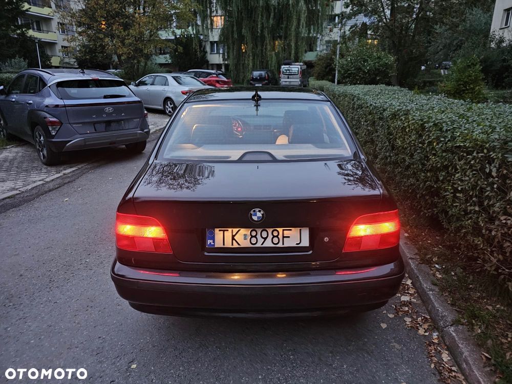 BMW Seria 5 - 13