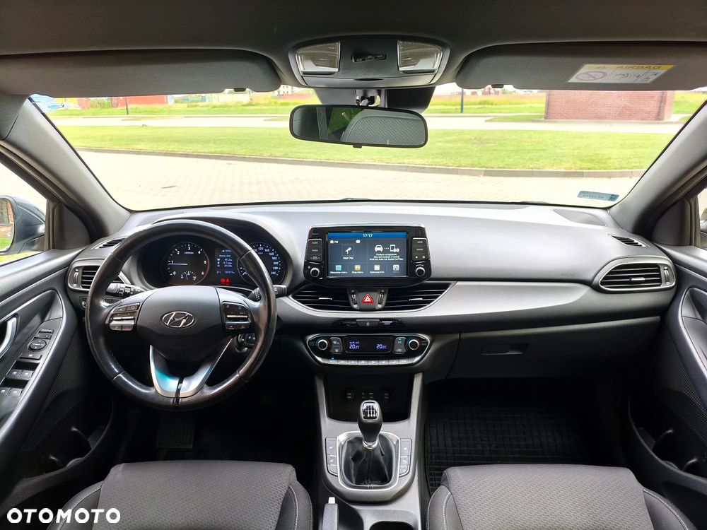 Hyundai i30 1.6 D Comfort - 18