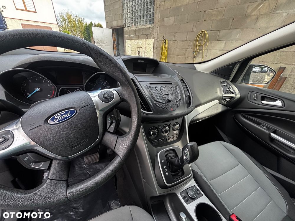 Ford Kuga - 14