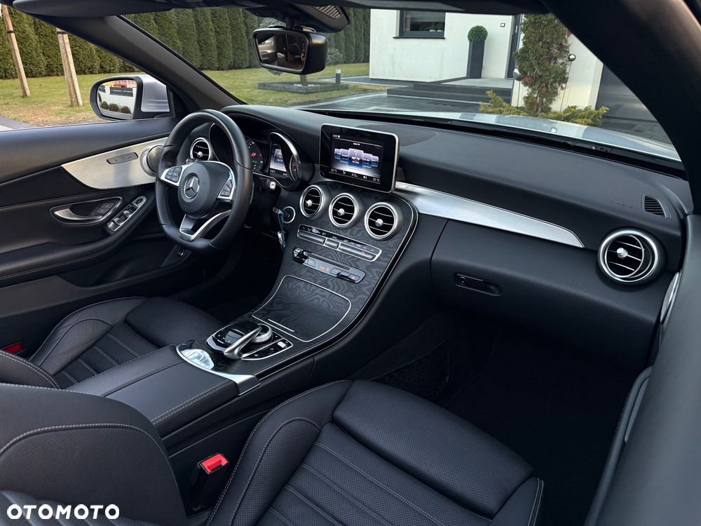 Mercedes-Benz Klasa C 200 9G-TRONIC AMG Line - 25