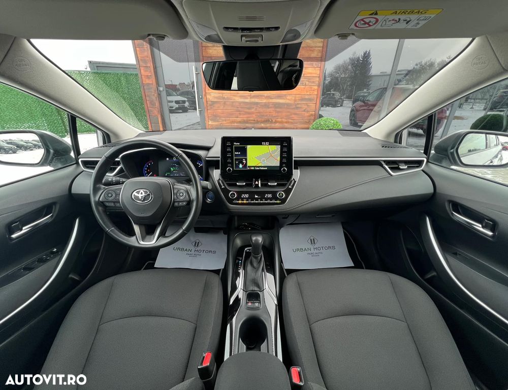 Toyota Corolla 1.8 Hybrid Comfort - 3