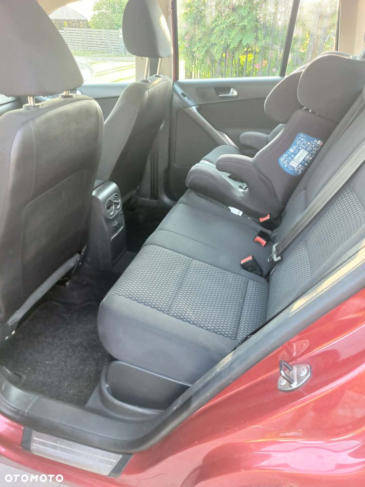 Volkswagen Tiguan - 8
