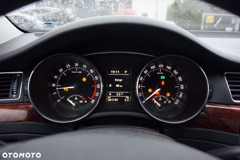 ZESTAW STARTOWY ODPALENIA SUPERB II 3T 2.0 TDI CFFB KEYLESS SKODA 2008-2013 - 2