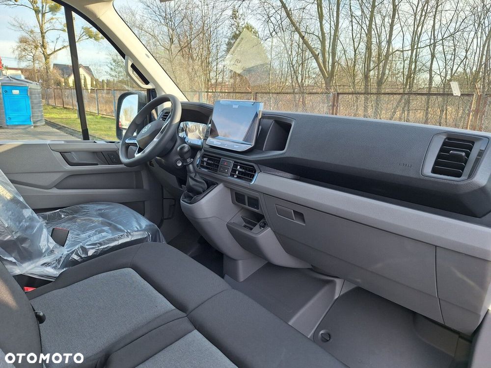 Volkswagen Crafter 35 furgon 140km 4490 - 16