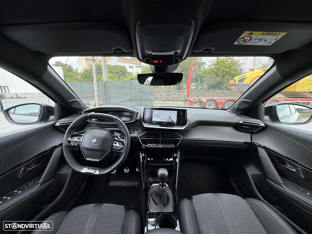 Peugeot 208 1.2 PureTech GT - 33