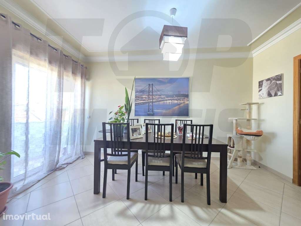 Apartamento T2 com 91 m² + parqueamento em Pirescoxe - Santa Iria d... - Grande imagem: 4/20