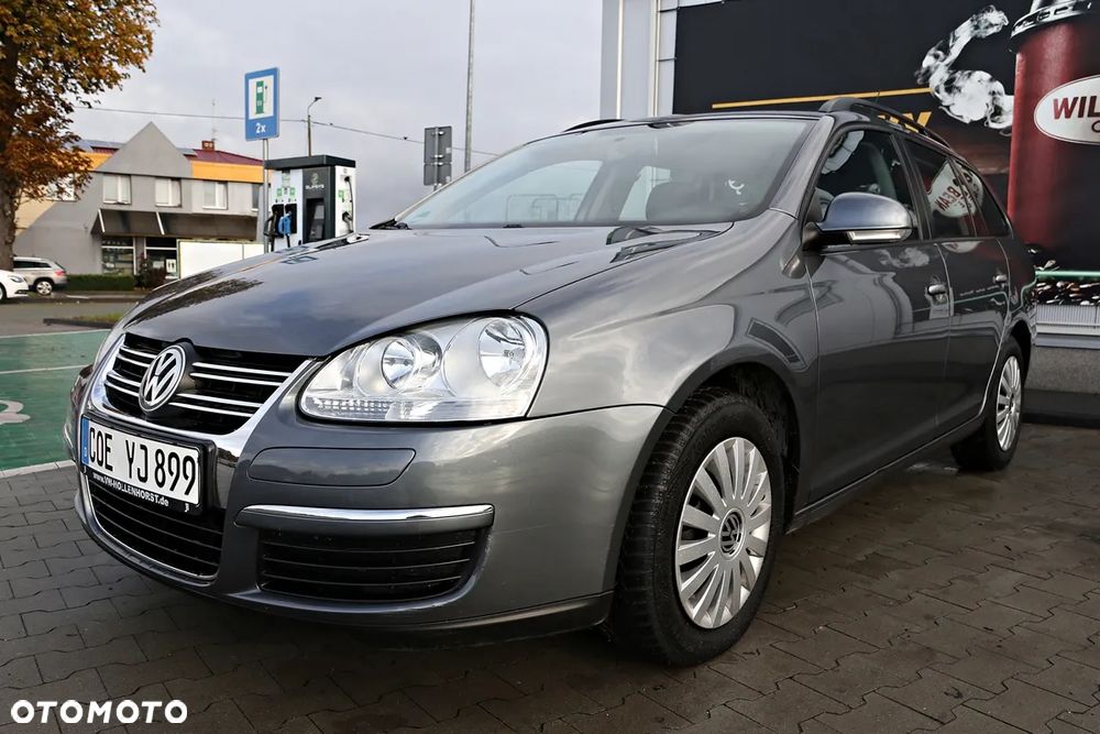 Volkswagen Golf - 9