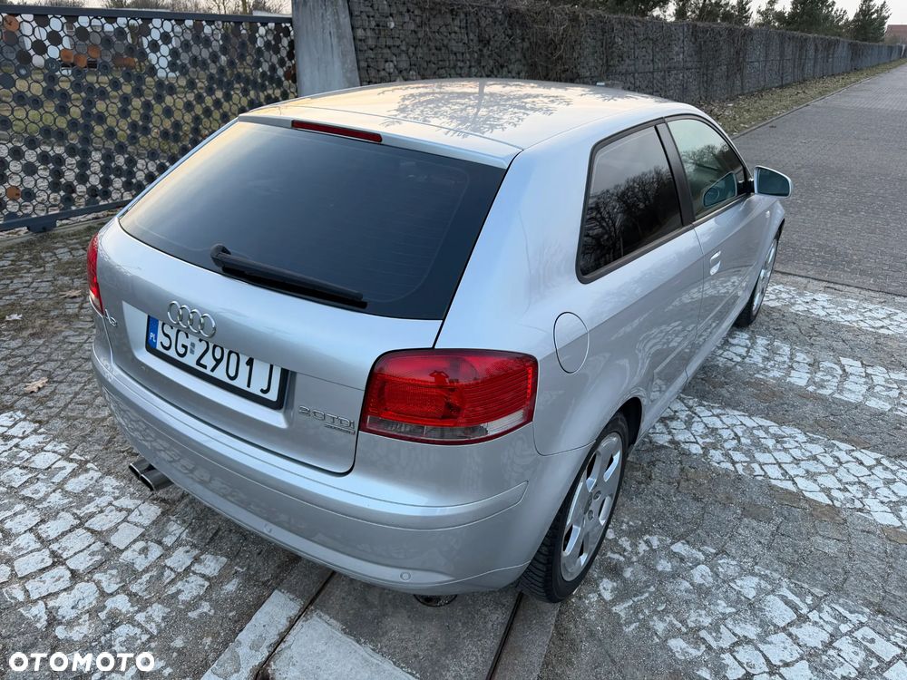 Audi A3 3-drzwiowe 2.0 TDI Attraction - 9