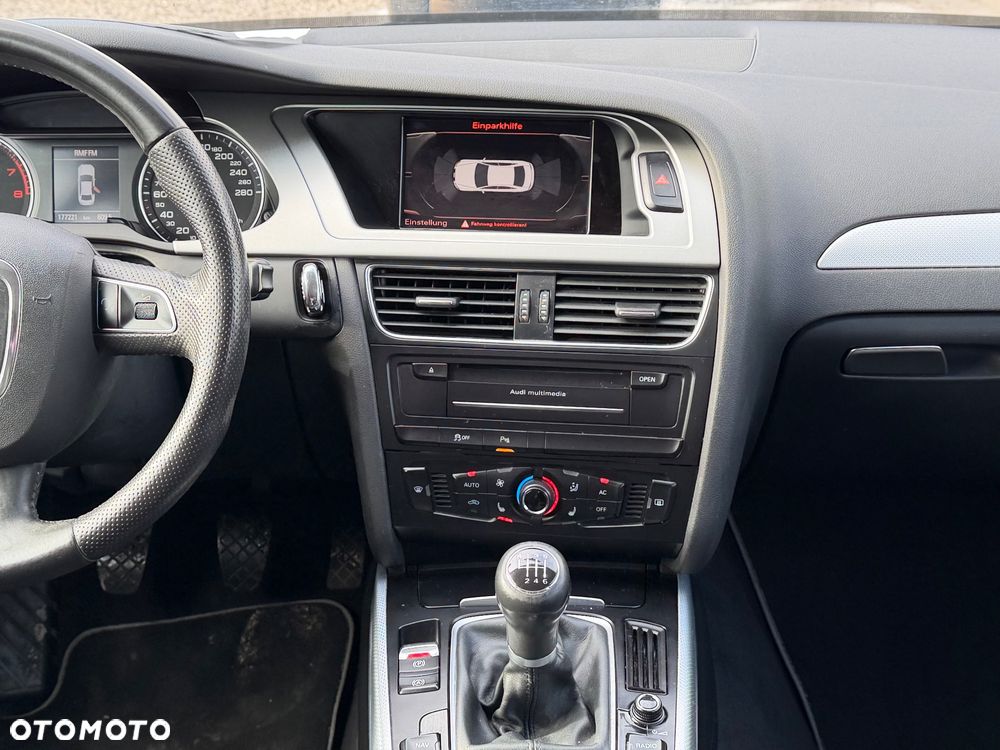 Audi A4 Limousine - 27