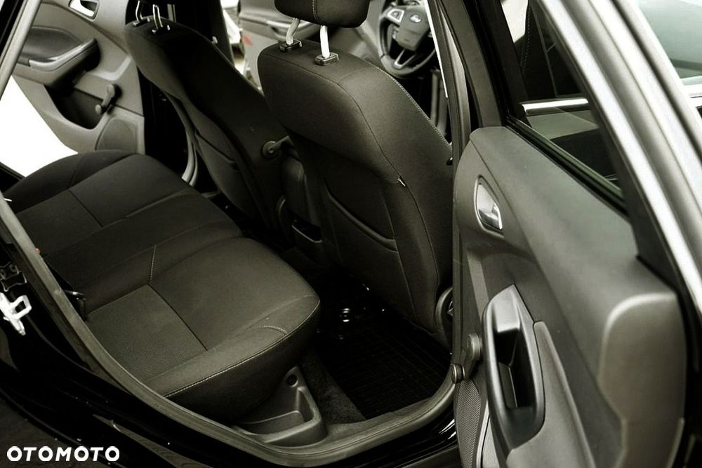 Ford Focus - 19