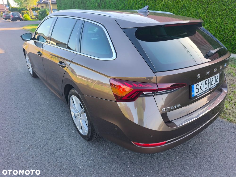 Skoda Octavia 2.0 TDI Style DSG - 3