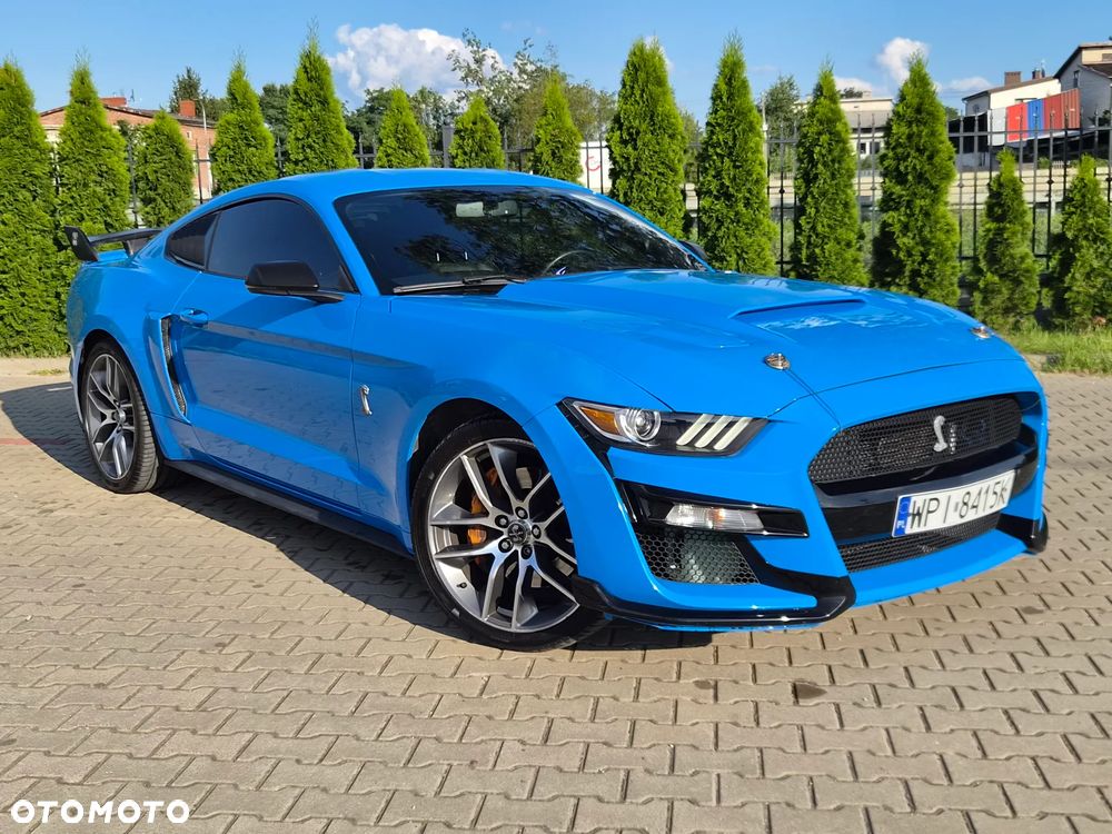 Ford Mustang - 2