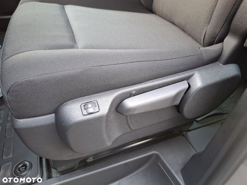Opel Vivaro - 15