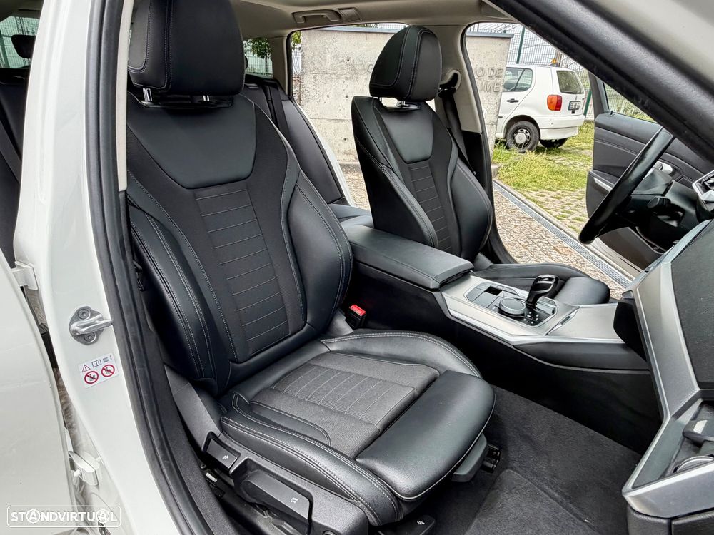 BMW 320 d Pack M Auto - 17