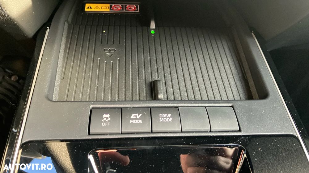 Toyota Corolla Cross - 17