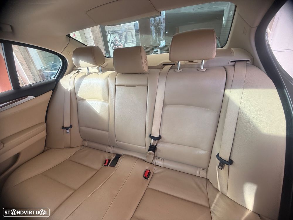 BMW 520 - 29