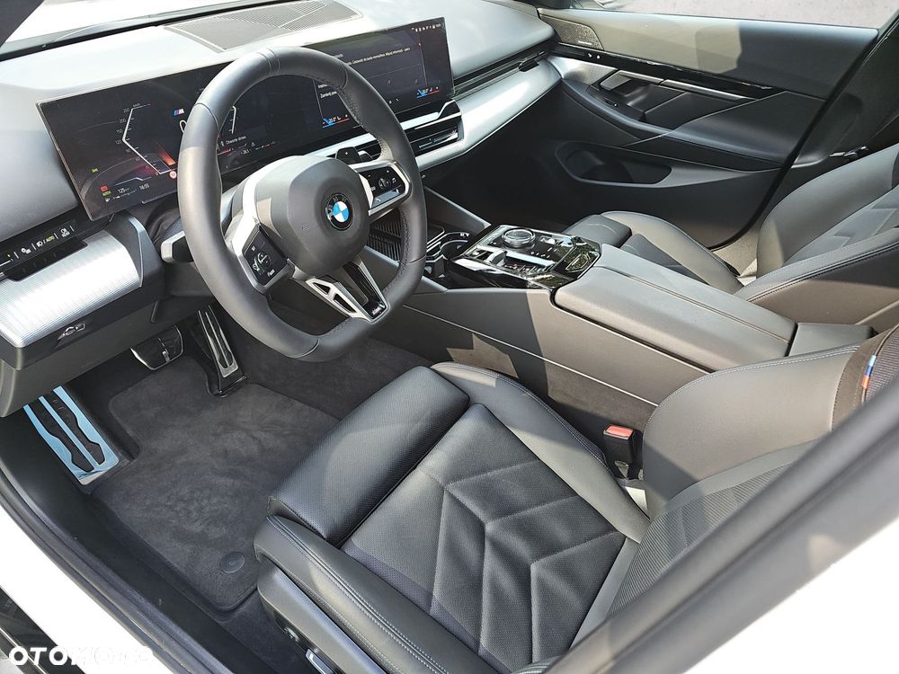 BMW Seria 5 - 11