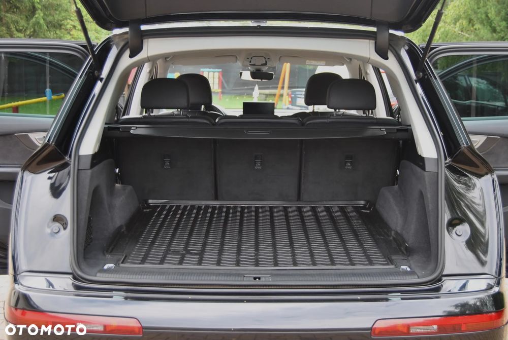 Audi Q7 - 17